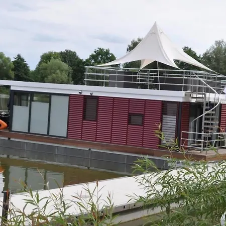 Botel Hausboot Scarlett - Lp5 *